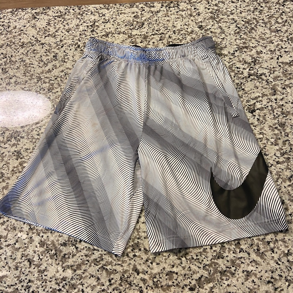 NIKE Men’s Dri-Fit Training Shorts